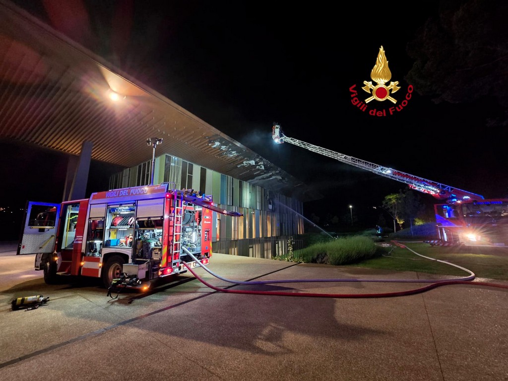 viola park fiamme 2025 (1)