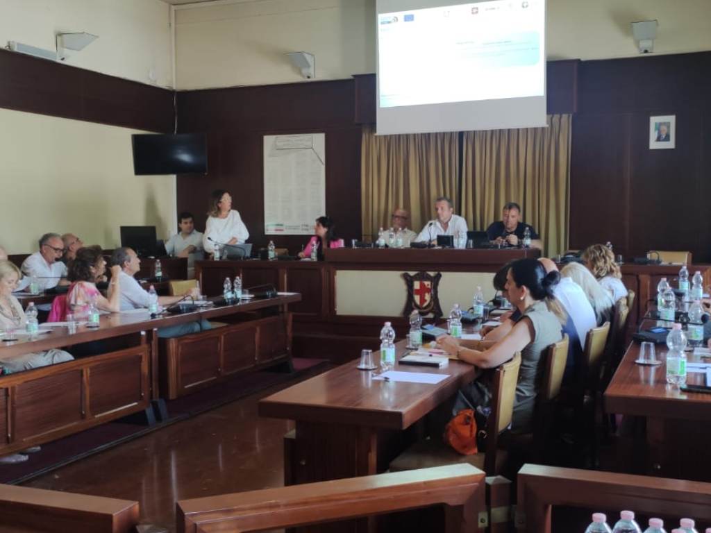 tavolo di distretto a santa croce sull'arno 4