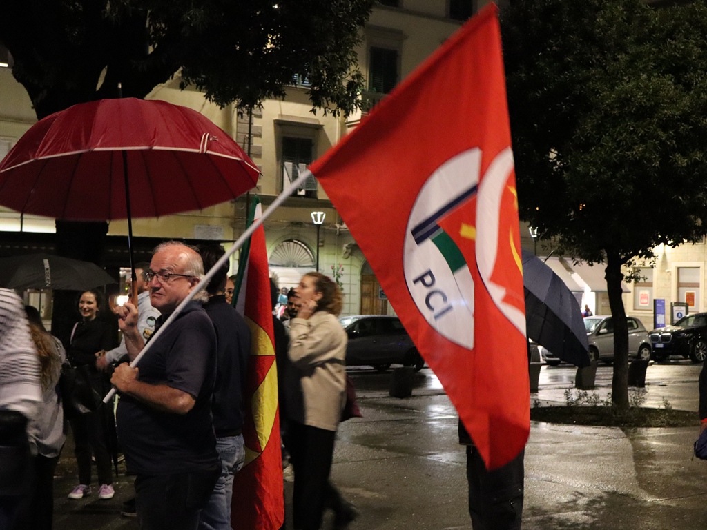 25-ottobre-manifestazione-piazza-vittoria (6)