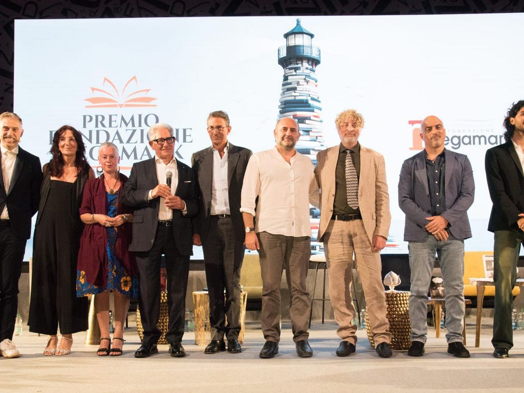 Fondazione Megamark_Premiazione 2025_Finalisti e Pomarico[14]