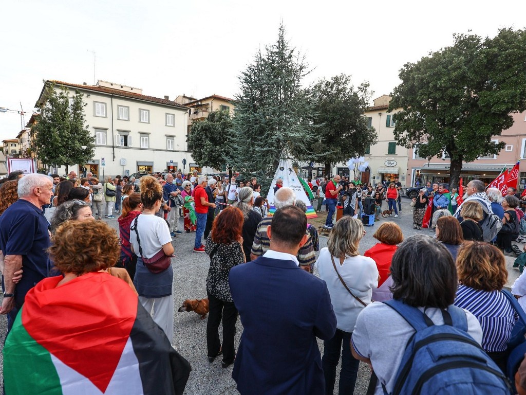 Non-uno-di-meno-empoli-piazza-vittoria (2)