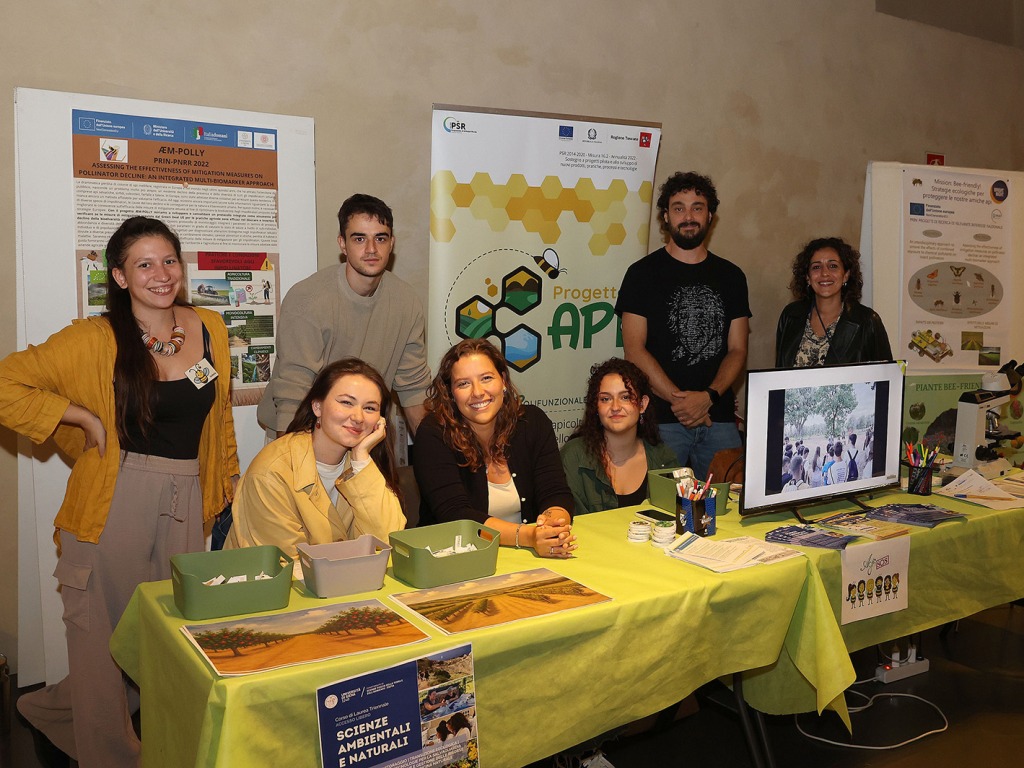 UniSi-Bright-Night-2025 (1)