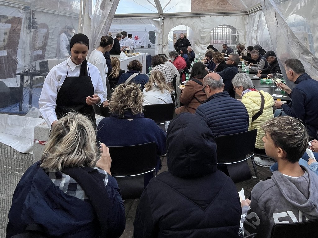 foto mostra mercato tartufo montopoli (2)