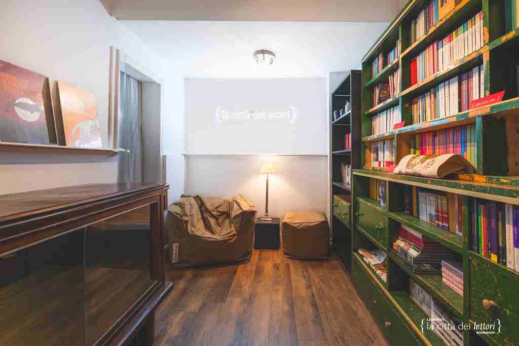 12-lcdl-251111-libreria-ph-cristina-andolcetti-