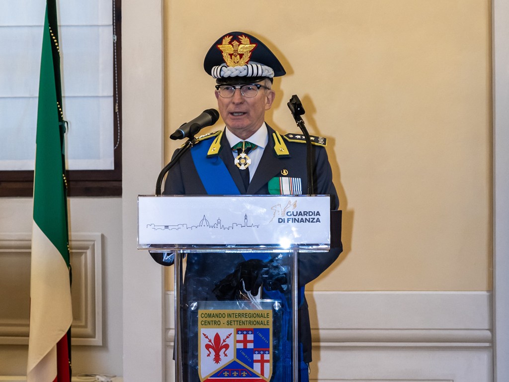 Cambio al vertice della Guardia di Finanza a Firenze Riccardo Rapanotti nuovo comandante Interregionale (4)