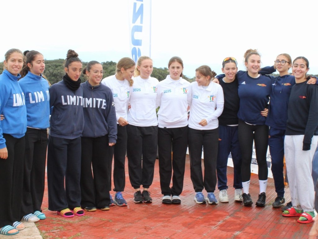 Canottieri_Limite_Campioni_Italia_8+_Under17_e_2_argenti_4-_maschile_e_femminile_novembre_2025 (1)