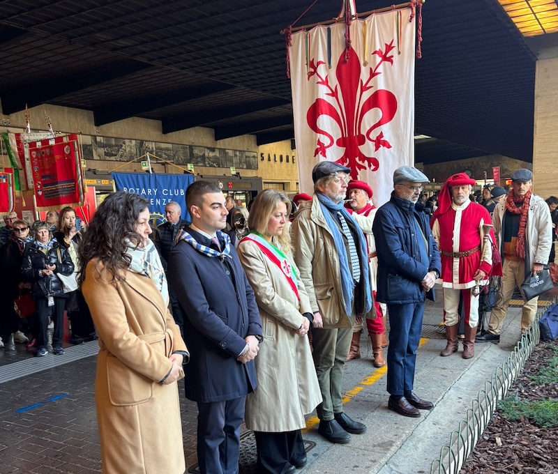 Firenze ricorda la deportazione a Auschwitz: cerimonia a Santa Maria Novella
