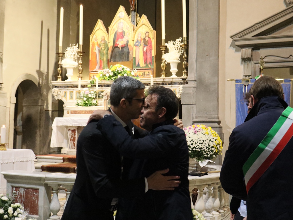 Funerale-Loriano-Bagnoli-Sammontana-4-Novembre-2025 (10)