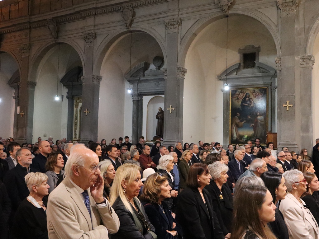 Funerale-Loriano-Bagnoli-Sammontana-4-Novembre-2025 (17)