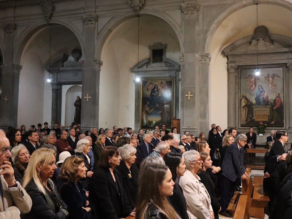 Funerale-Loriano-Bagnoli-Sammontana-4-Novembre-2025 (18)