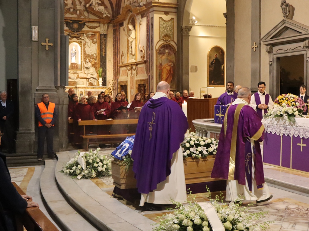 Funerale-Loriano-Bagnoli-Sammontana-4-Novembre-2025 (28)