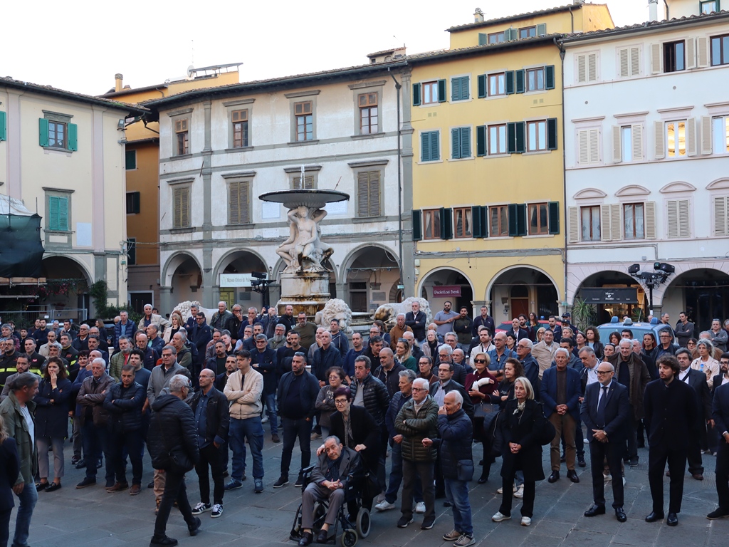 Funerale-Loriano-Bagnoli-Sammontana-4-Novembre-2025 (34)