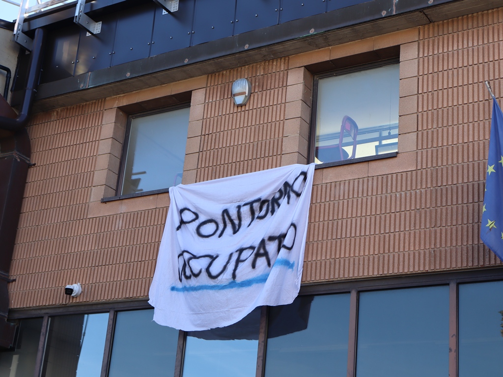 Occupazione-Liceo-Pontormo-novembre-2025 (1)