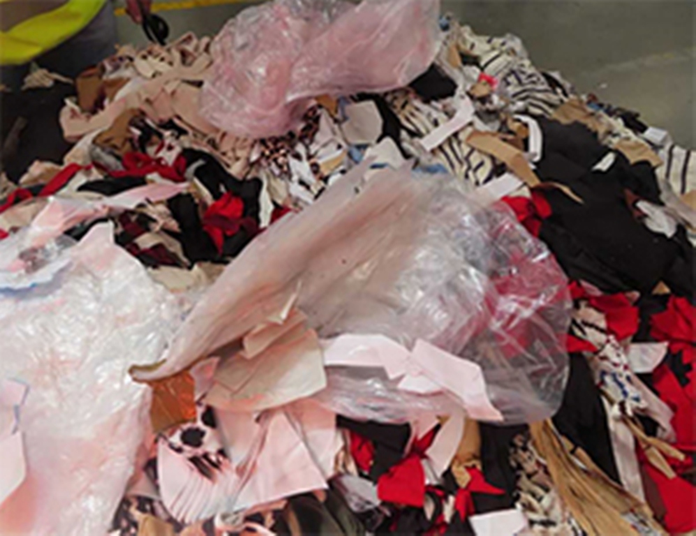 Rifiuti-tessili-stoccati-illegamente-montemurlo (3)