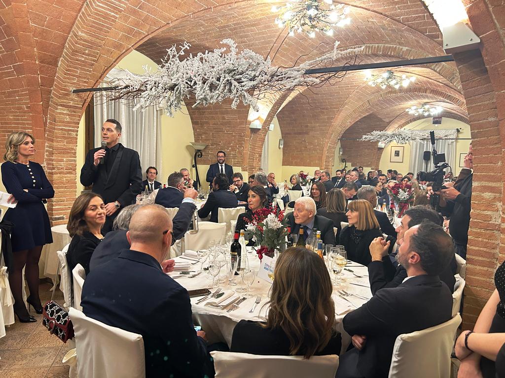 cena gala_AAEV_2025_08
