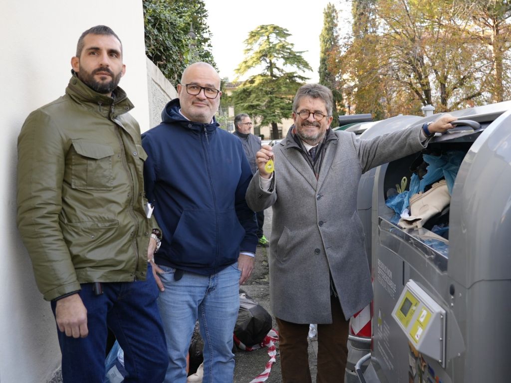 daSin_FossiSindaco_LaPlacaAssessore_NutiIspettore