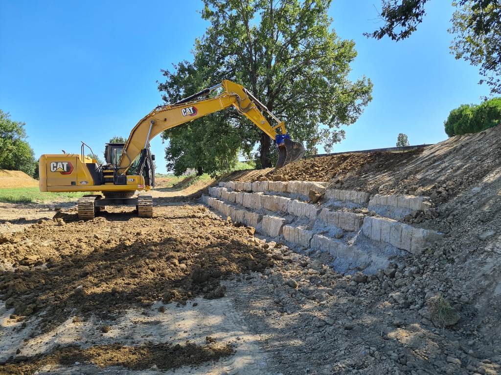 rifacimento_argine_orme_consorzio_bonifica_1