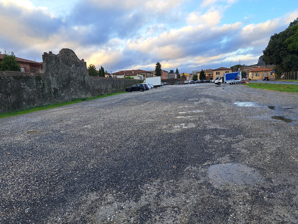 Parcheggio Parco della Pace1