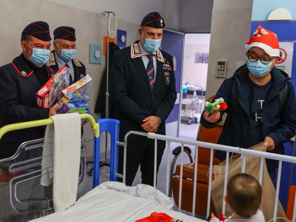 associazione_nazionale_carabinieri_empoli_doni_reparto_pediatrico_empoli (1)