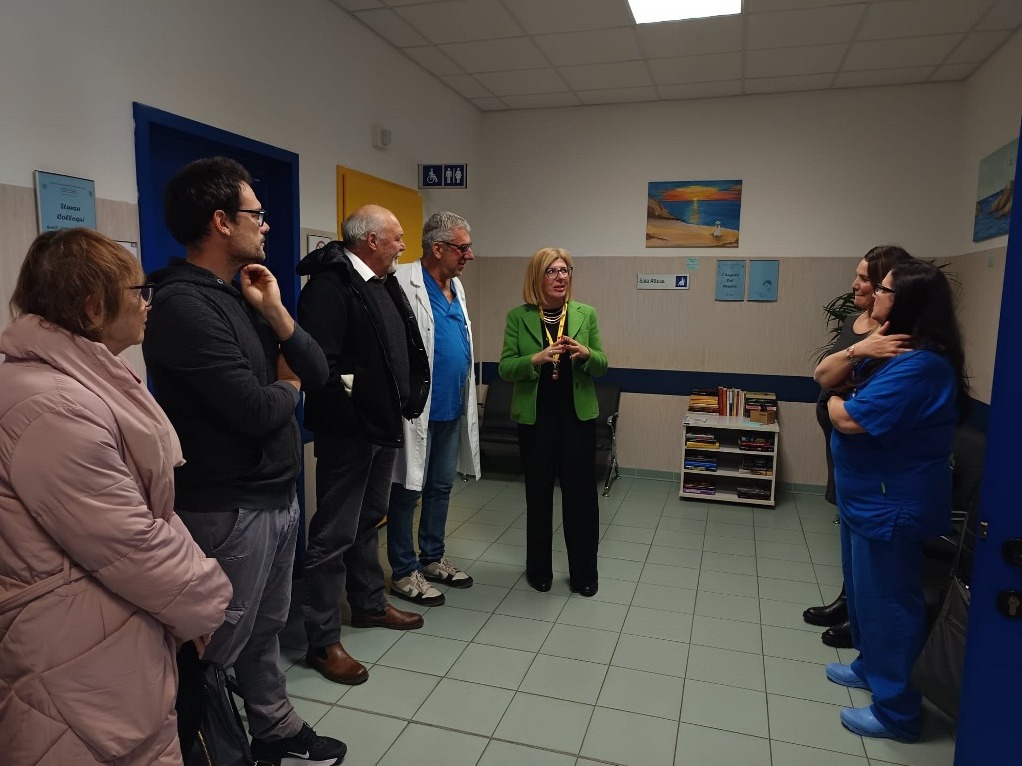 sala_d’attesa_della_Neurorianimazione (4)