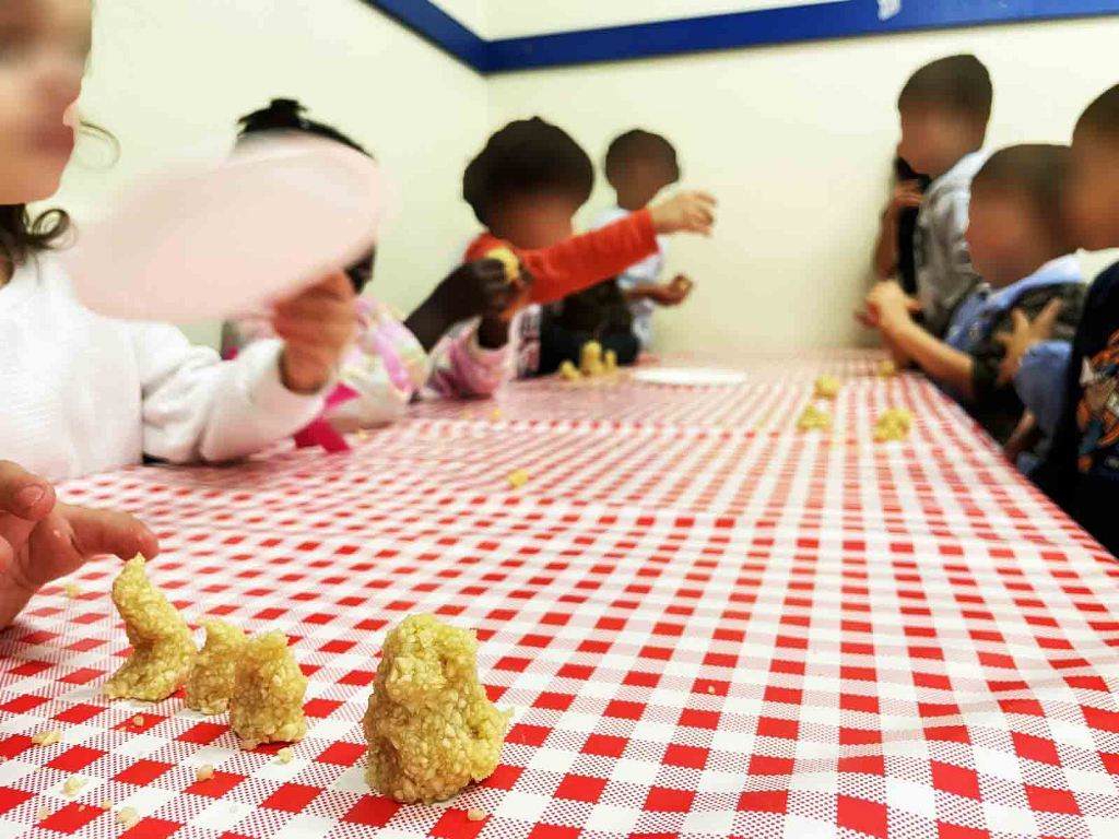 santacroce_bambini_laboratori_amaretto (1)