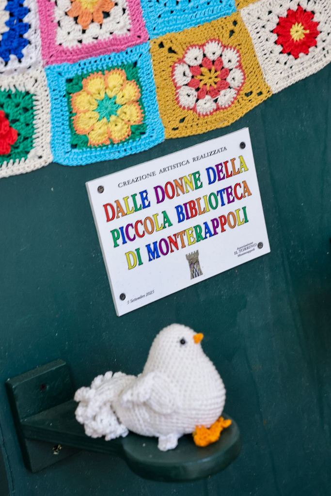 simbolo della pace targa