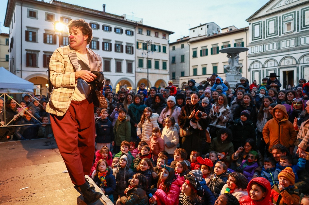 foto archivio - carnevale intrattinemento