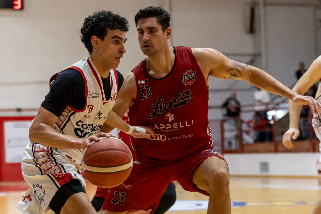 Use Computer Gross - Iker Ciano