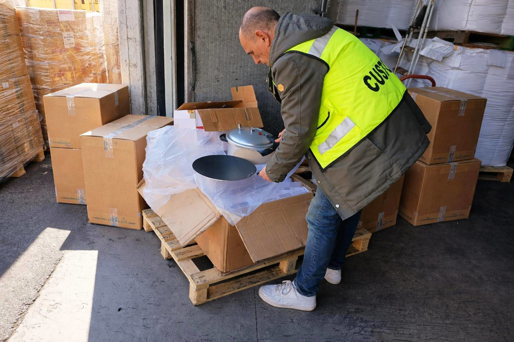 DTTU-20260218-PentolePadelleLivorno 3