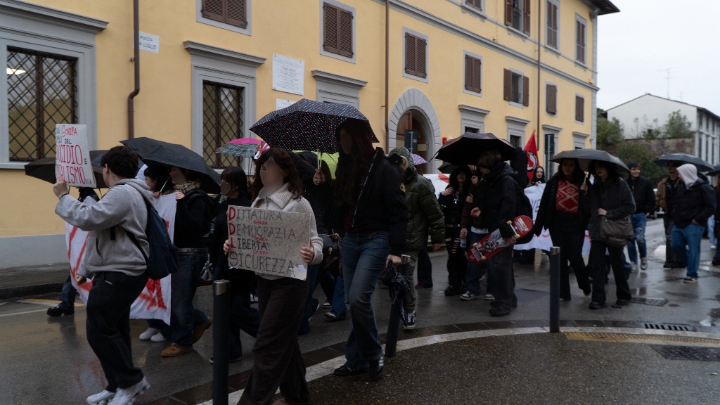 Manifestazione_NO_ICE_Empoli_PH_Salonia_LAPO (17)