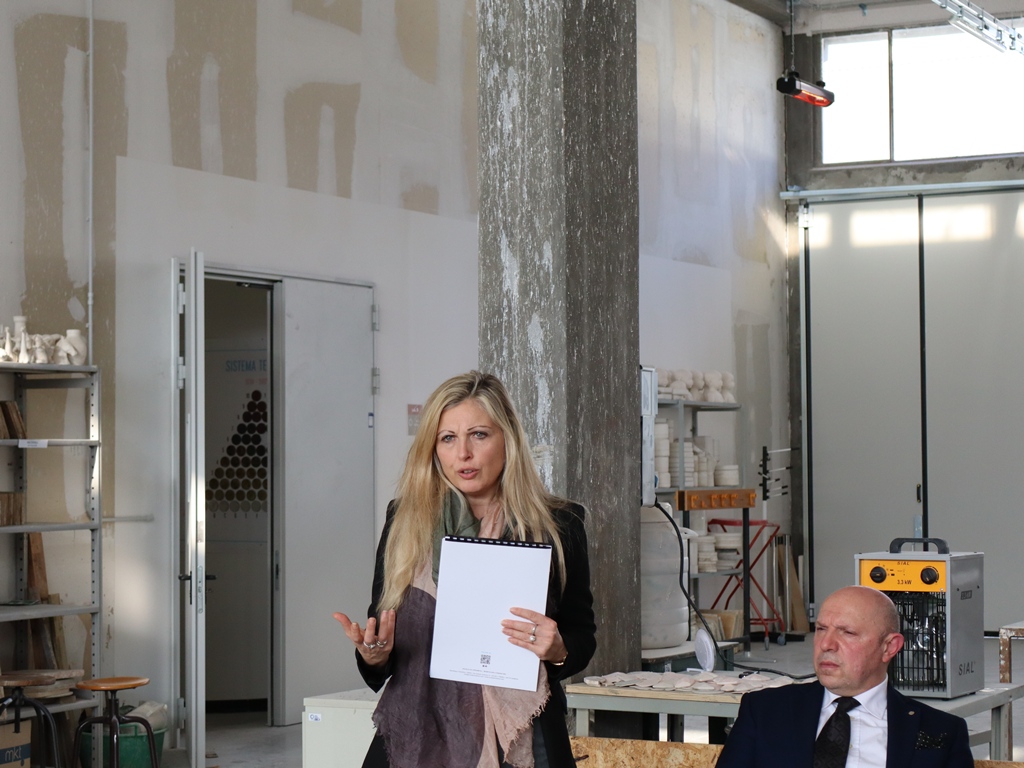 SCUOLA_CERAMICA_MONTELUPO (129)