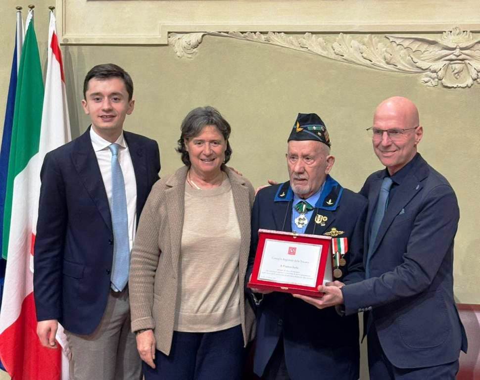 dika premio Franco Isola