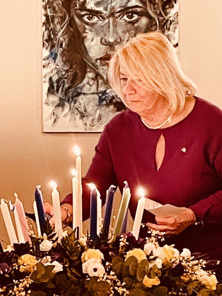 d77c371a-d485-4aa5-af04-6289d000efb9