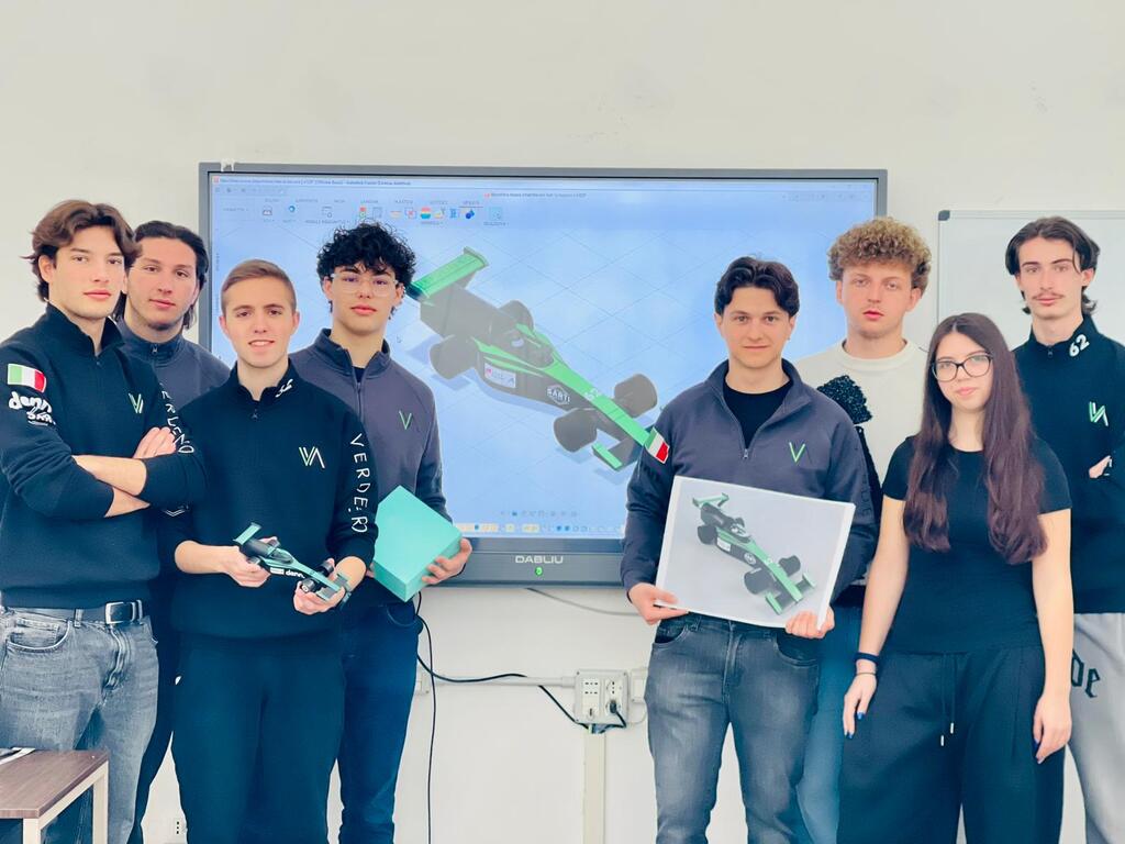 istituto buzzi prato stem racing italy finali firenze formula 1 pirelli ferrari macchina