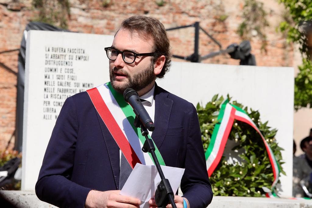 25aprile sindaco piazza XXIV luglio