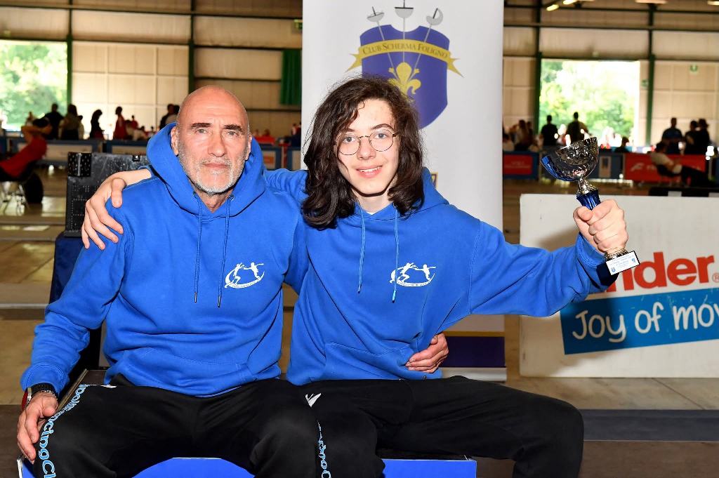 Empoli_Fencing_Club_Samuele_Rossi_e_il_maestro_Agostino_Gerra