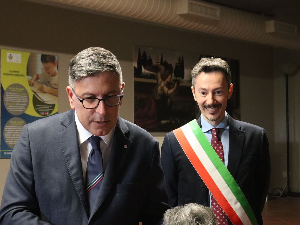 Il sindaco Daniele Vanni insieme al presidente di CNA Dario Costantini | Foto di gonews.it