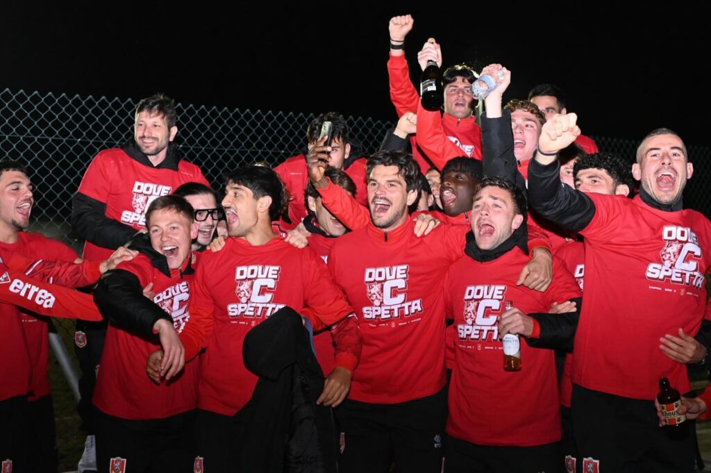 Il Grosseto ritorna tra i professionisti: biancorossi promossi in C