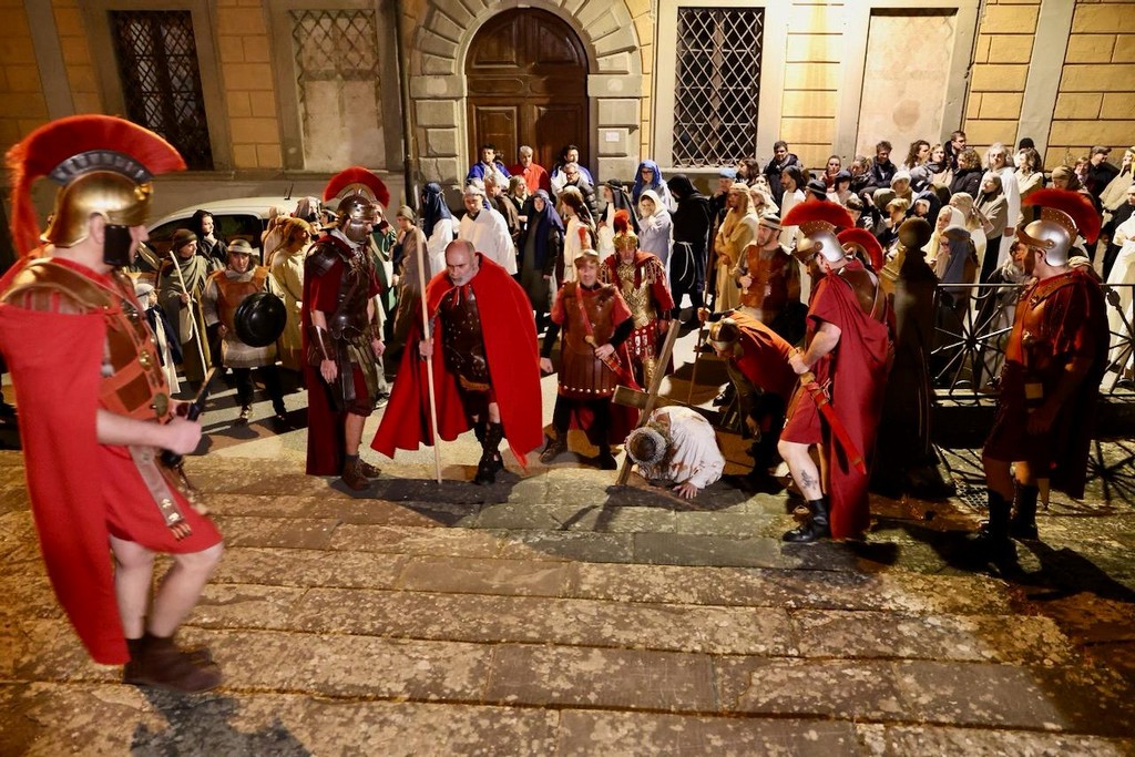 rappresentazione vivente della passione di Gesù a San Miniato 2026 (3)