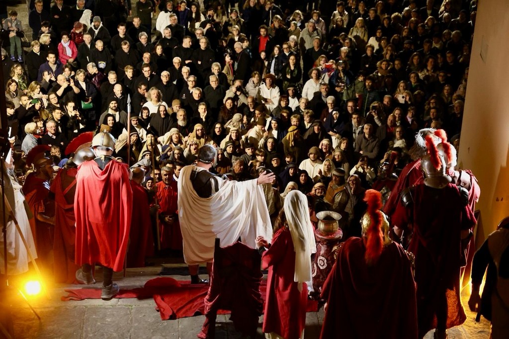 rappresentazione vivente della passione di Gesù a San Miniato 2026 (6)