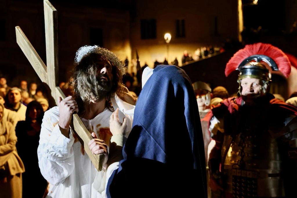 rappresentazione vivente della passione di Gesù a San Miniato 2026 (9)