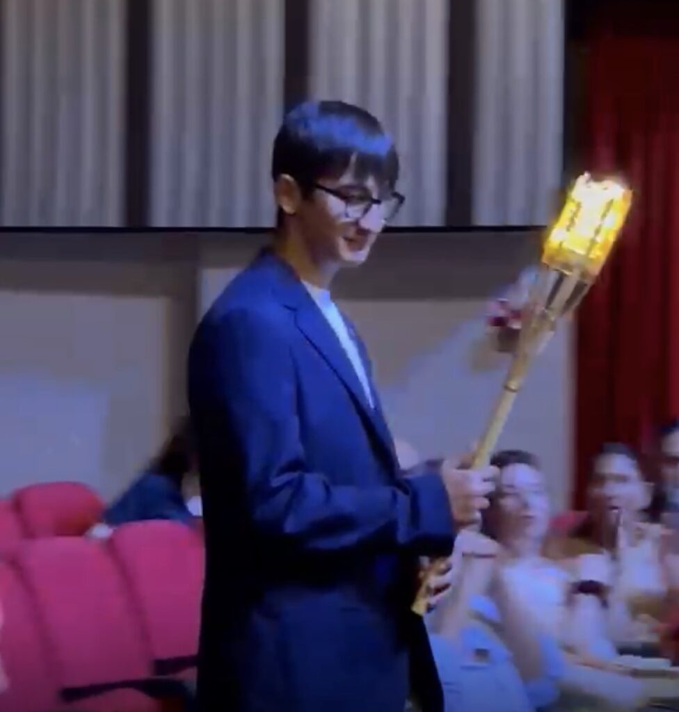 Tommaso Lavecchia al Cinema Teatro Salesiani di Livorno per la nomina ad Alfiere della Pace