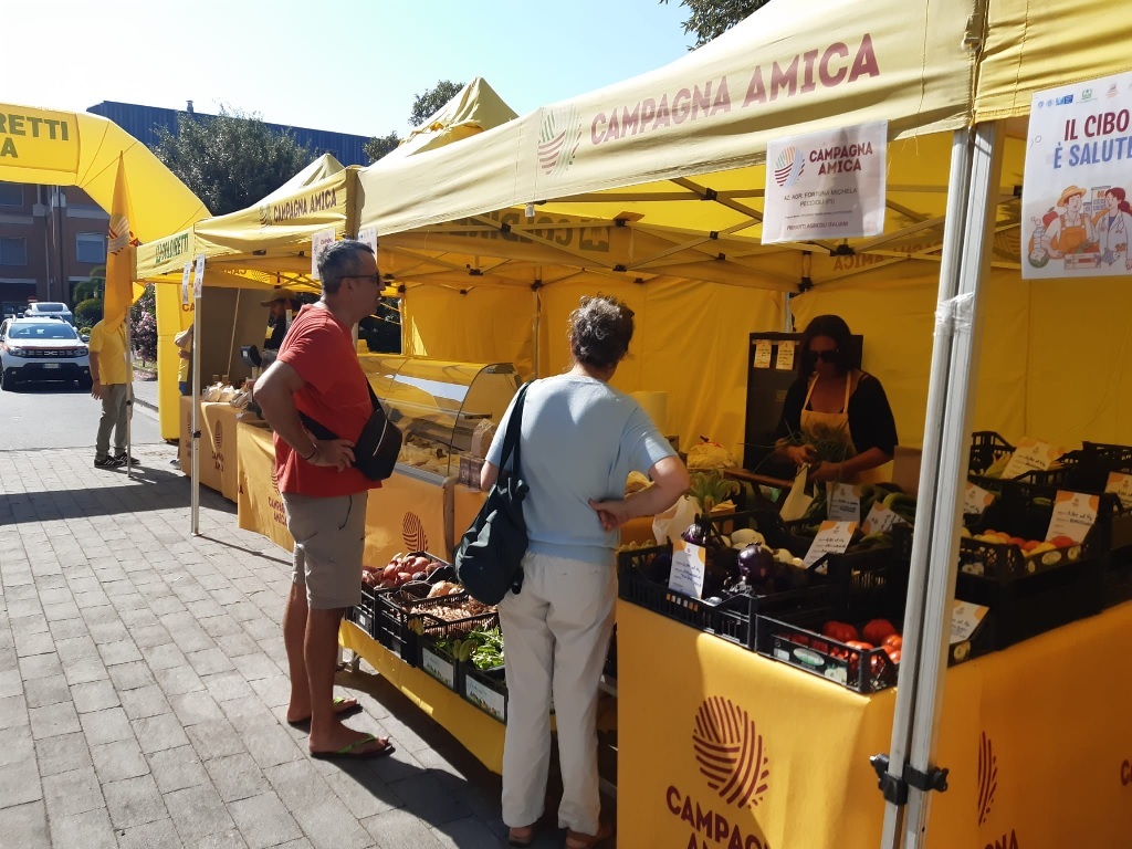 Coldiretti Mercato Contadino Ospedale di Cisanello a Pisa3