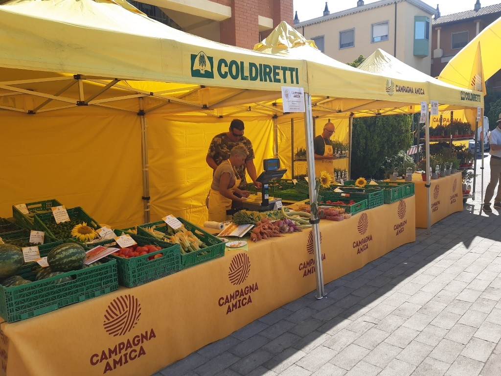 Coldiretti Mercato Contadino Ospedale di Cisanello a Pisa4