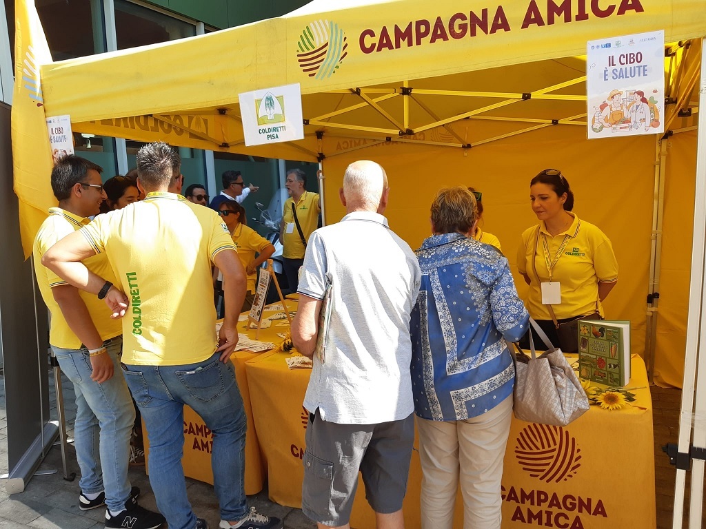 Coldiretti Mercato Contadino Ospedale di Cisanello a Pisa5