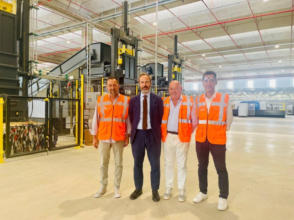 inaugurazione hub del riciclo tessile polistrade e perra