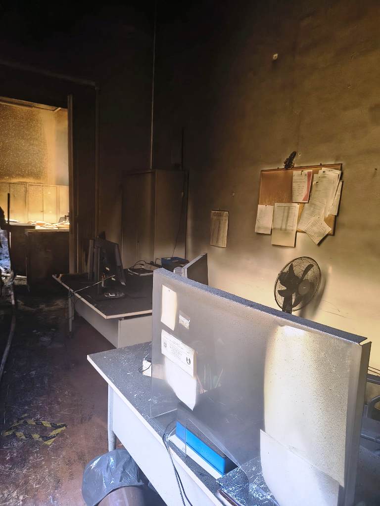 incendio liceo michelangelo_firenze (2)
