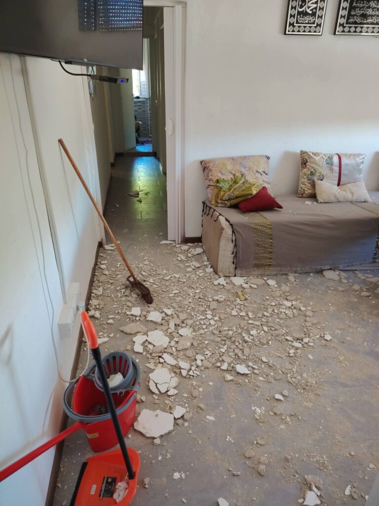 Livorno_casa_popolare_intonaco_caduto 2026 (2)