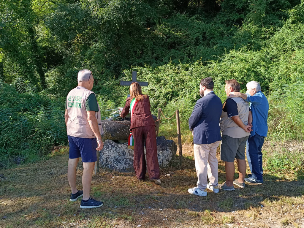 disposizione-cippo-82°-anniversario-dell'Eccidio-del-Padule