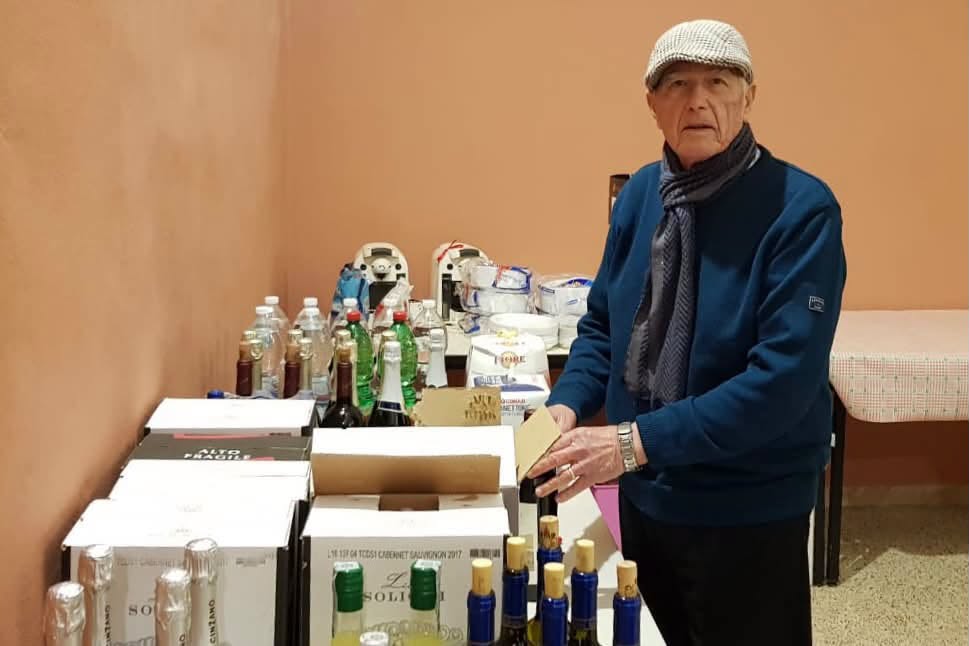 Investito da un'auto a Capanne, muore un 89enne